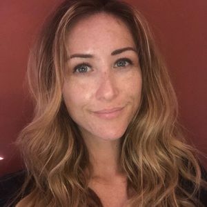 Meet your Posher, Alix